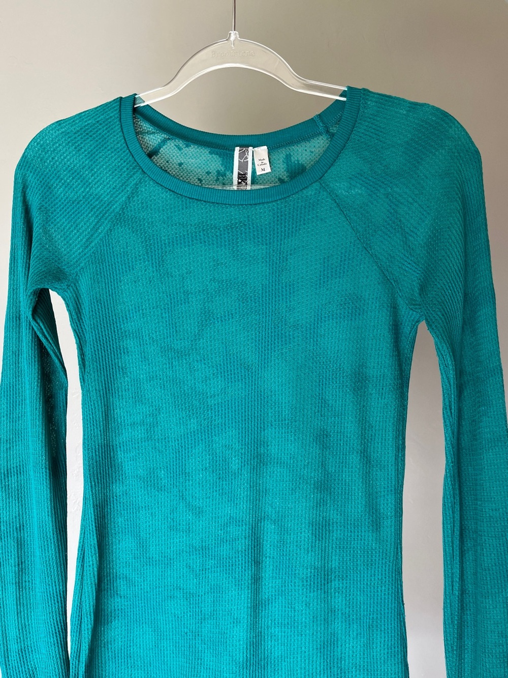 BKE Y2K 2000s Sheer Mesh Teal Henley Abstract Tie Dye Long Sleeve Layering Sz M